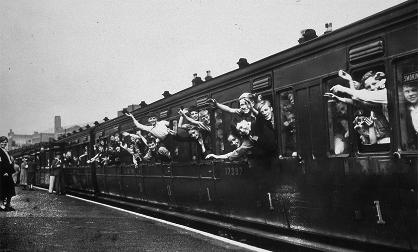 children evacuating from walthamstow